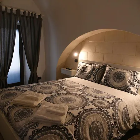 Mea House And 2019 Maison d'hôtes Bari